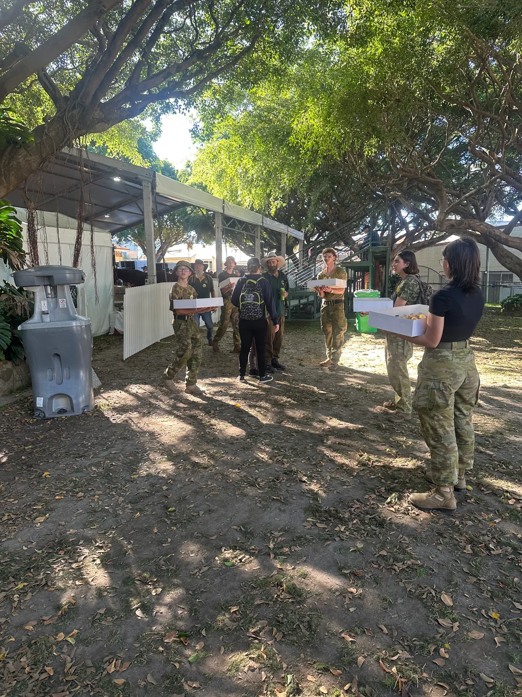 Cadets and Toc H Queensland volunteers with cupcakes at the Ekka Outing